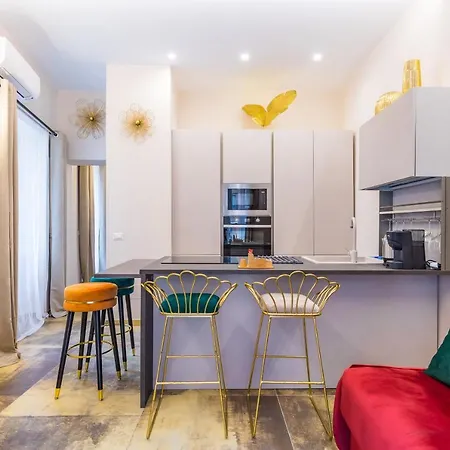 Apartman Golden Terrace At Historical Center By Napoliapartments Nápoly