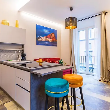 Golden Terrace At Historical Center By Napoliapartments Apartman Nápoly