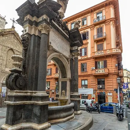 Golden Terrace At Historical Center By Napoliapartments * Nápoly