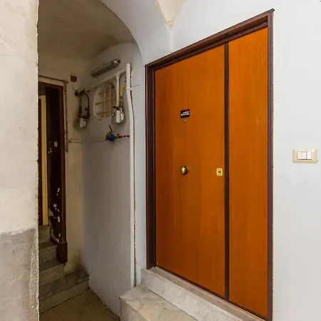 Apartman Golden Terrace At Historical Center By Napoliapartments Nápoly